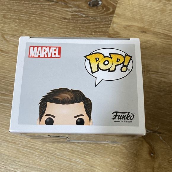 Bucky Barnes Winter Solider Funko Pop - Picture 5 of 5